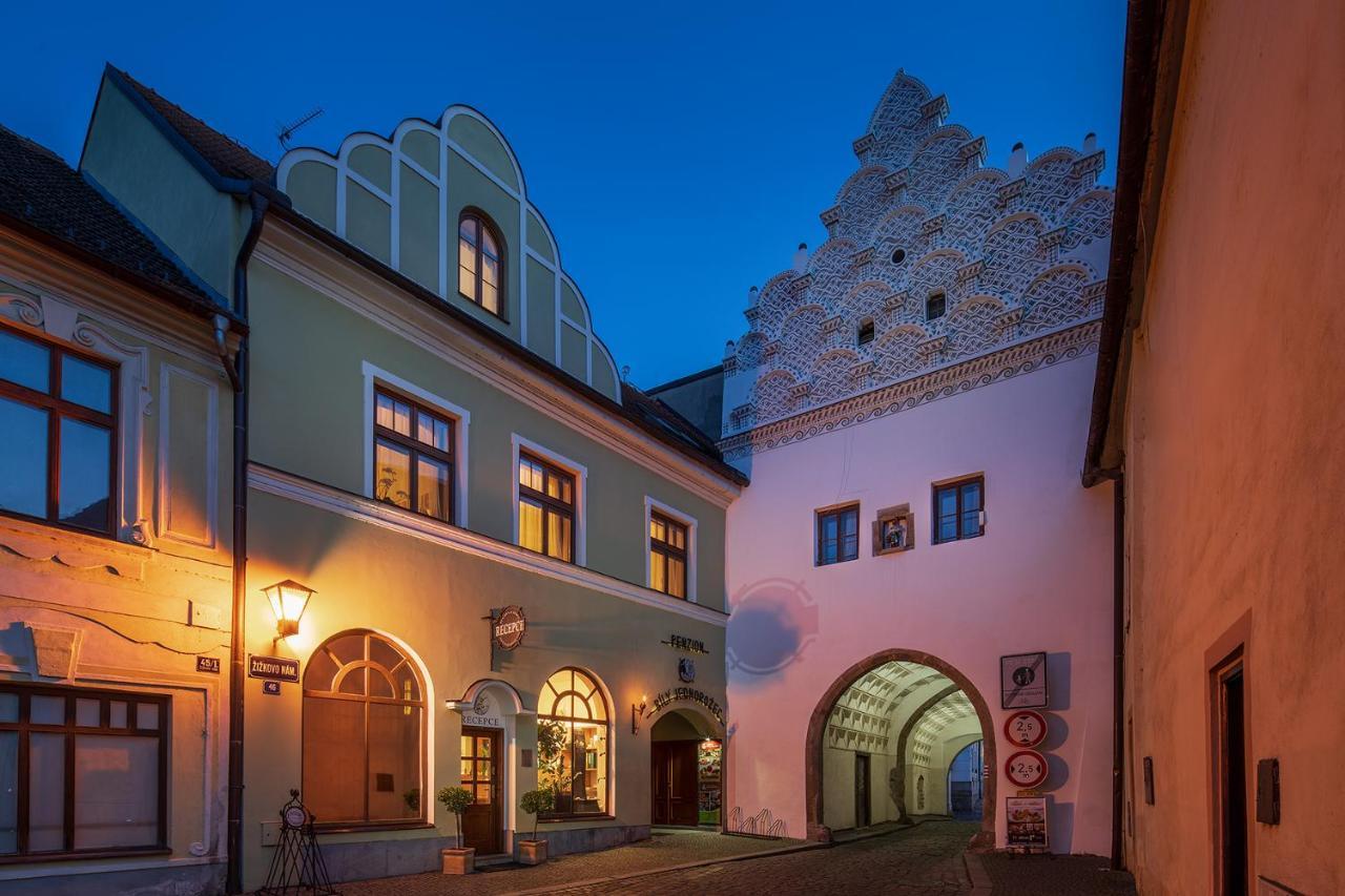 Hotel Bily Jednorozec Třeboň Buitenkant foto