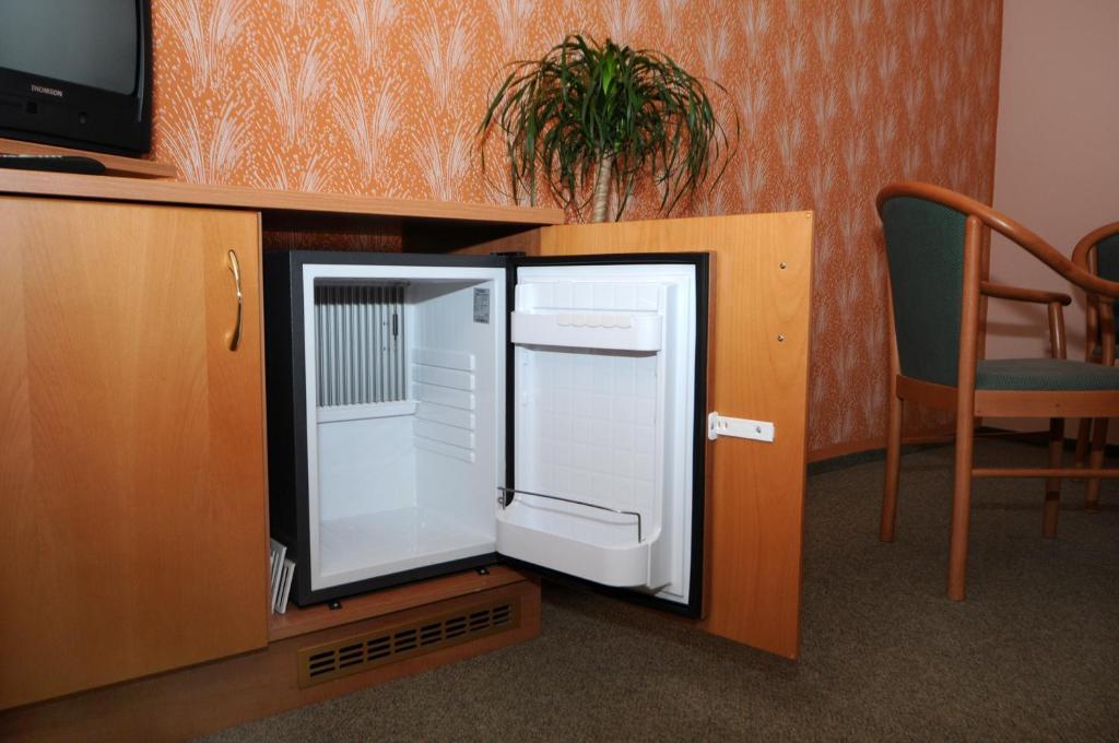 Hotel Bily Jednorozec Třeboň Kamer foto
